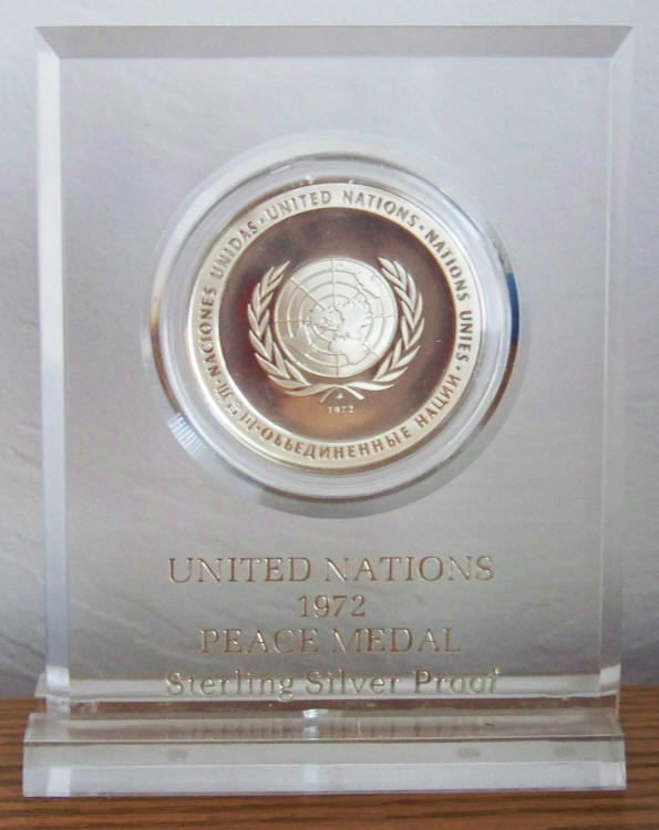 1972 United Nations Peace Medal Sterling Silver Proof in Stand