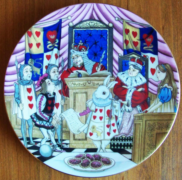 Alice In Wonderland Collectors Plate 8 front