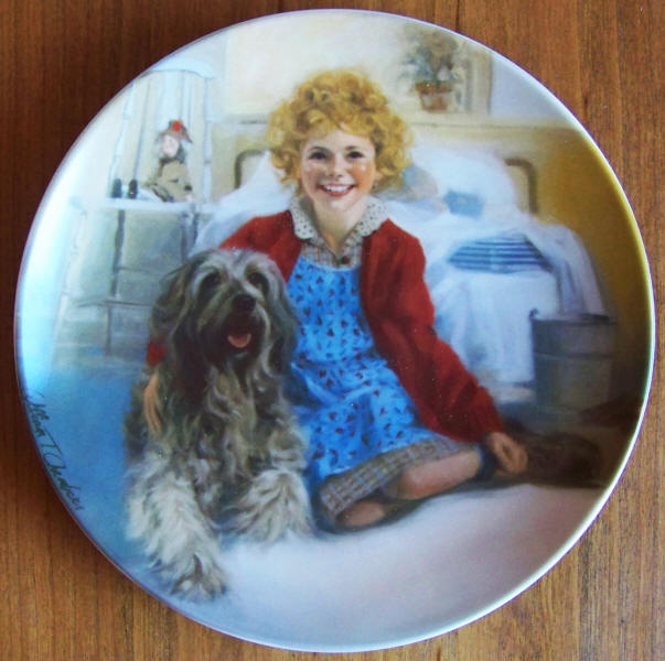 Annie And Sandy Collectors Plate 1 front