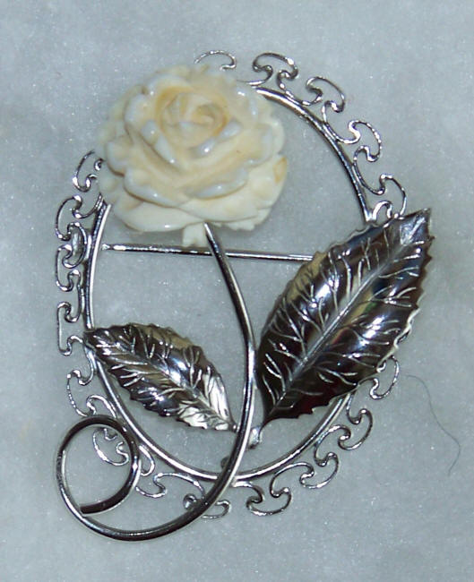 Beaucraft Sterling Silver Rose Brooch front