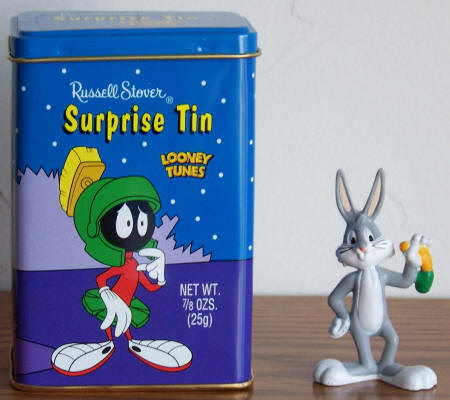 Bugs Bunny PVC Figure with Marvin Tin