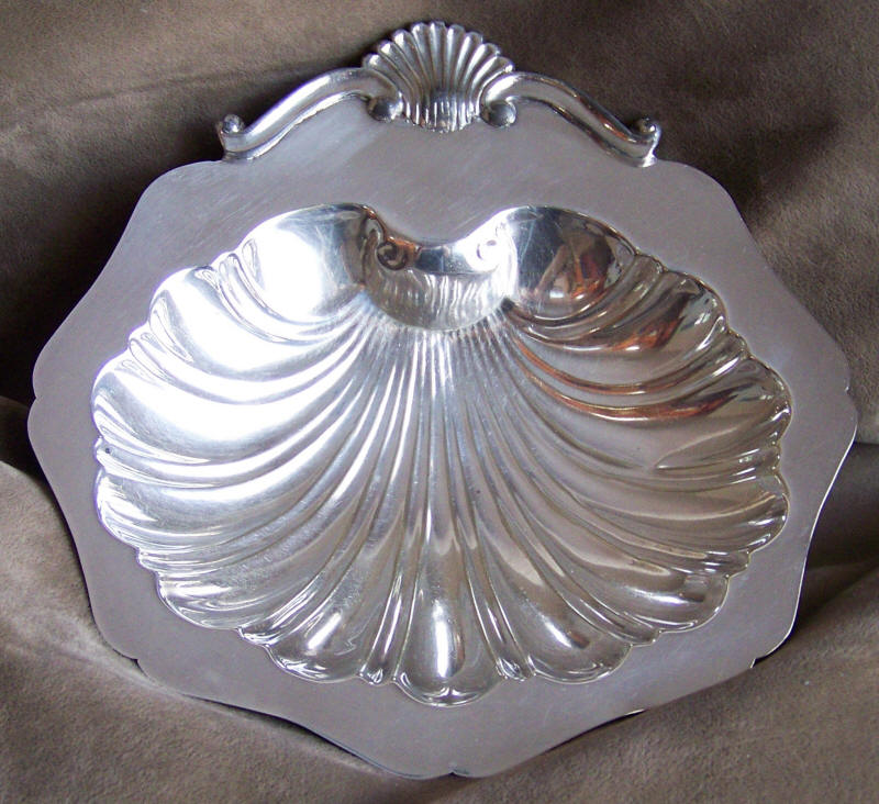 Engand Silver Plated Small Shell Serving Dish top
