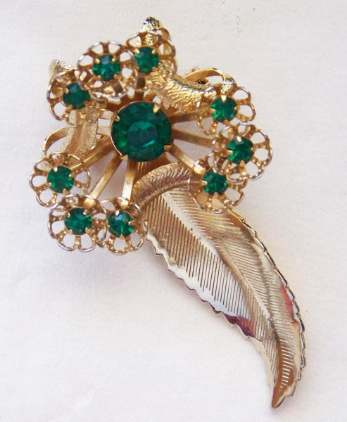Vintage Costume Jewelry Brooch