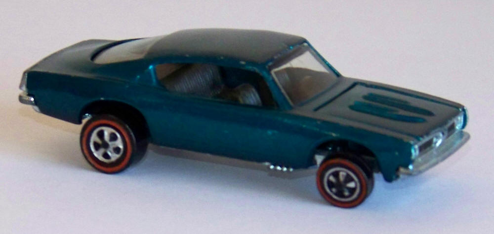 Mattel Hot Wheels Custom Barracuda 1968