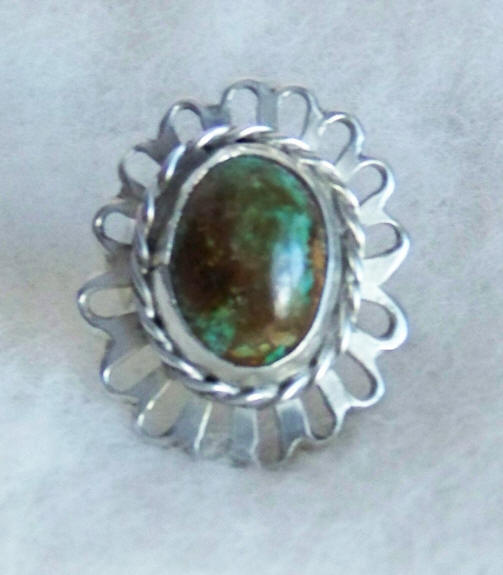 Navajo Turquoise Silver Ring front