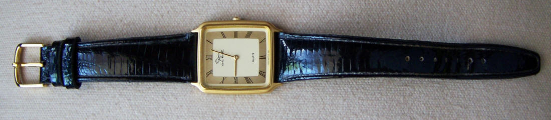 Oscar de la Renta Quartz Wristwatch front