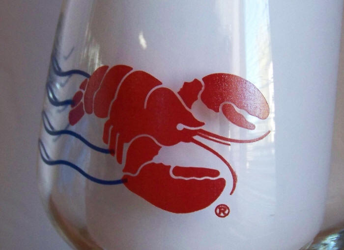 Red Lobster Hurricane Glass Logo