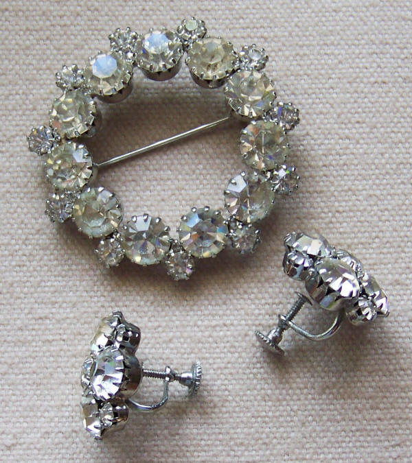 Rhinestone Brooch Earrings Set