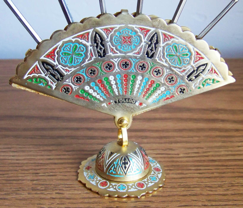 Toledo Vintage Hinged Fan With Swords Appetizer Pick Set close up
