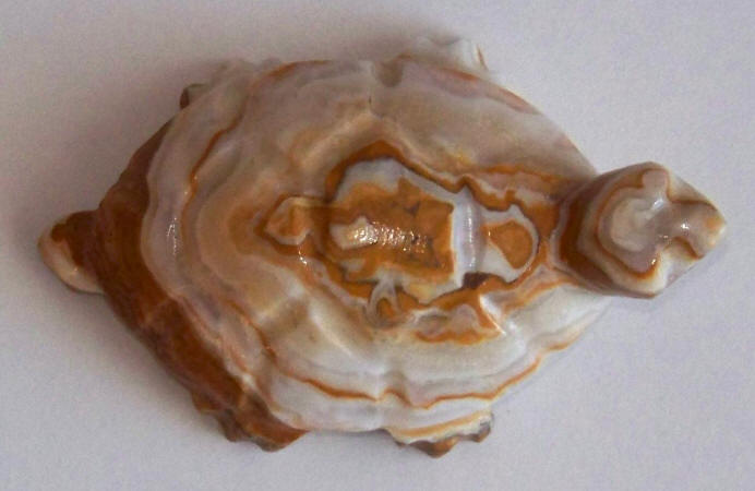 Early 1970s Brown Beige White Carved Onyx Turtle