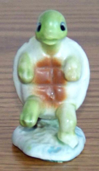 Mid 1970s Josef Originals Ceramic Turtle