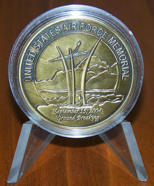 United States Air Force Memorial 2004 Challenge Coin in Stand obverse