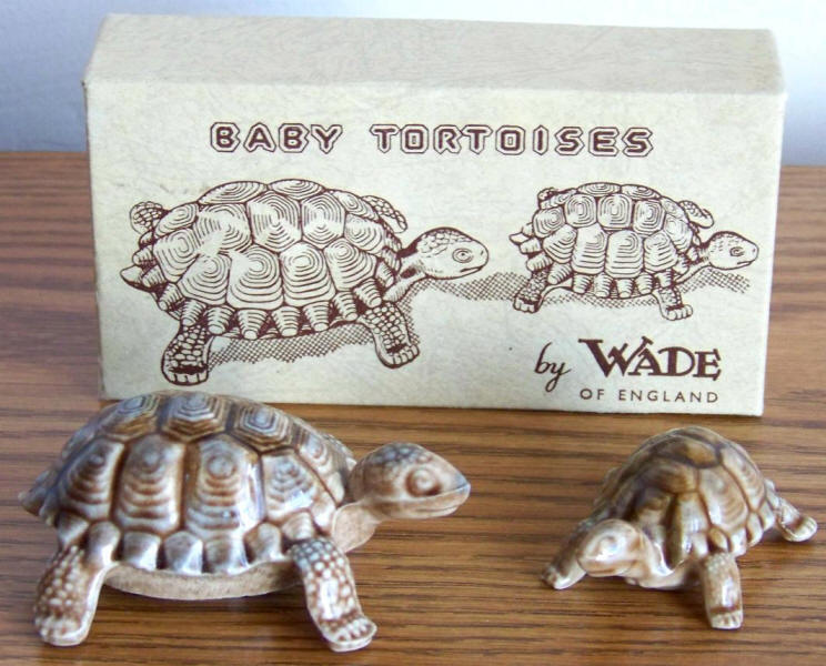 Wade Porcelain Baby Tortoises with box 1970s